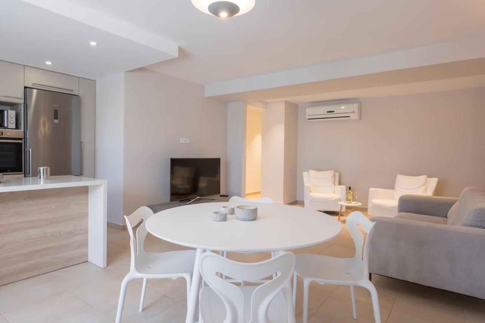 Luxury Near The Sea Meliti Luxury Vila